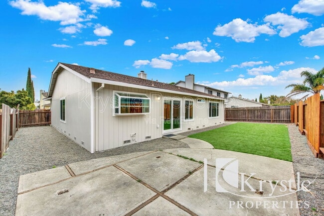 Building Photo - 606 Humbolt Dr