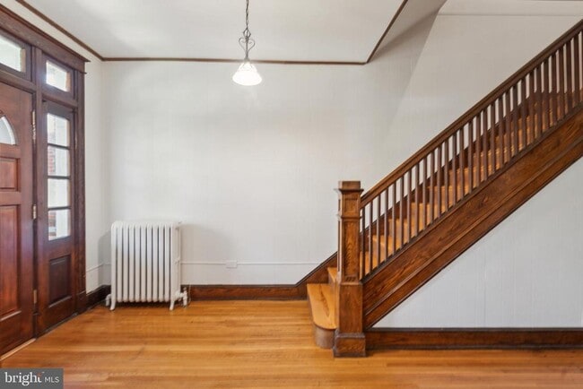 Building Photo - 522 Randolph St NW