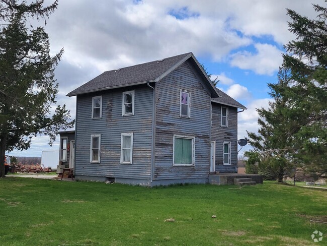 Building Photo - 2815 North Shore Dr