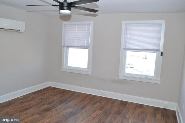 Building Photo - 200 W All Saints St