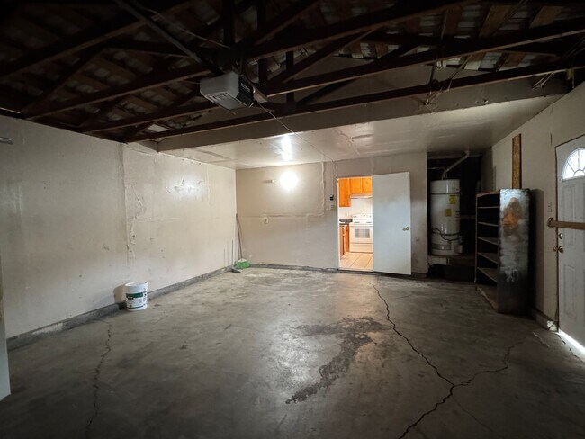 Building Photo - 8213 Diana Marie Dr
