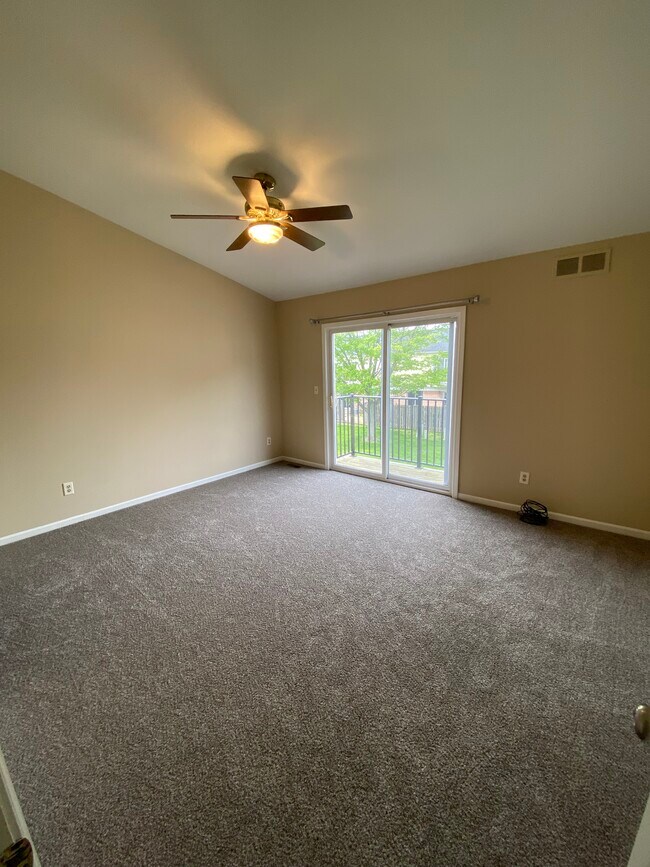 Building Photo - 37283 Charter Oaks Blvd