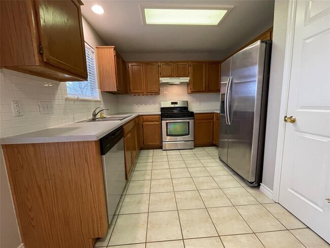 Building Photo - 14828 Single Trce