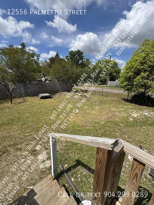 Building Photo - 12556 Palmetto St