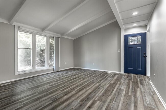 Building Photo - 2322 Silver Maple Ct