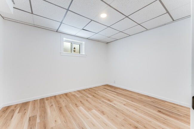 Building Photo - 2112 Gould Ave