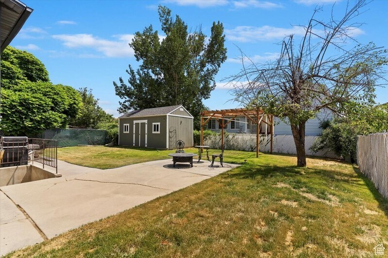 Building Photo - 475 W 2400 S