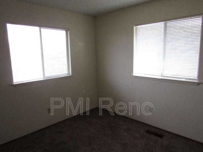 Building Photo - 3630 Gypsum Rd