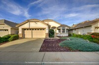 Building Photo - Welcome to Your Dream 55+ Oasis in Sun City Roseville!