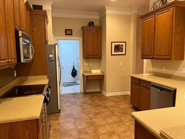 Building Photo - Baynard Park