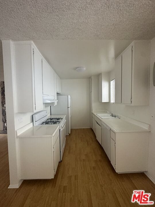 Building Photo - 11525 Rochester Ave