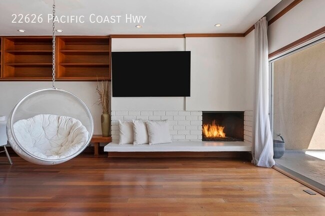 Building Photo - 22626 Pacific Coast Hwy