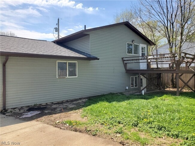 Building Photo - 35134 Spruce St