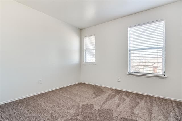 Building Photo - 605 Fox Glen Dr