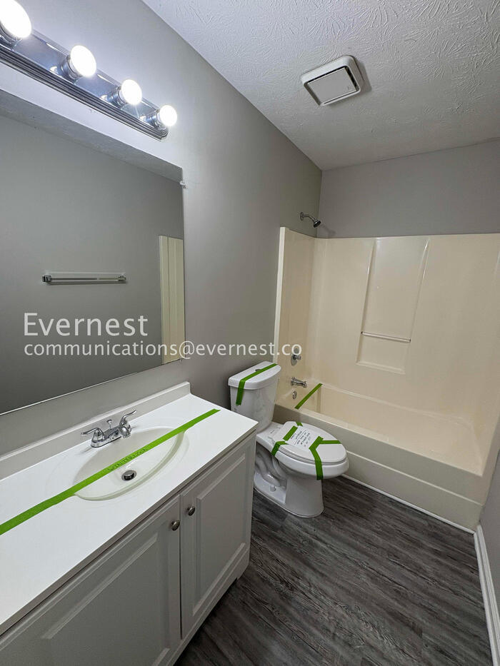 Building Photo - 130 Summerfield Dr