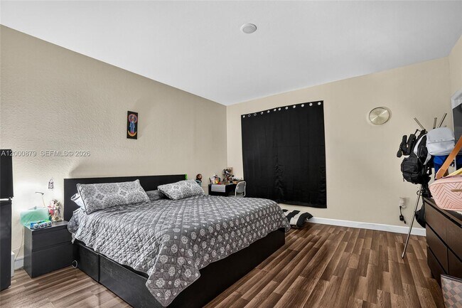 Building Photo - 9341 SW 171st Ct