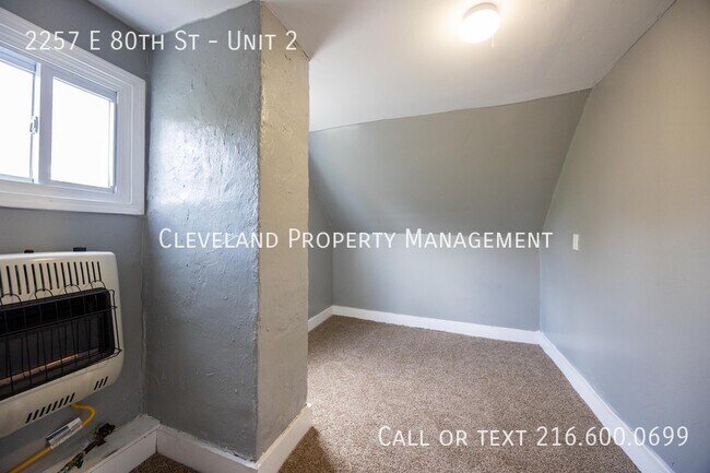 Building Photo - 2257 E 80th St