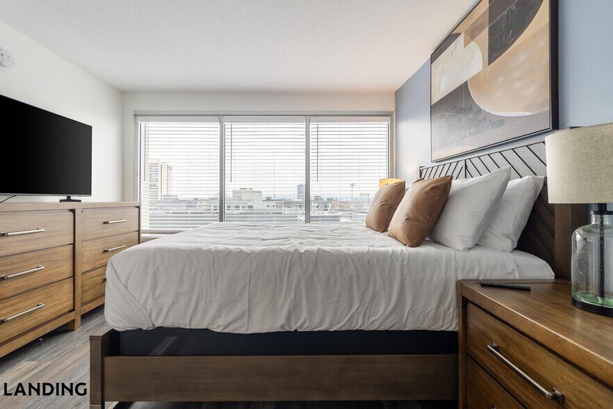 Building Photo - 50 Morgan St N