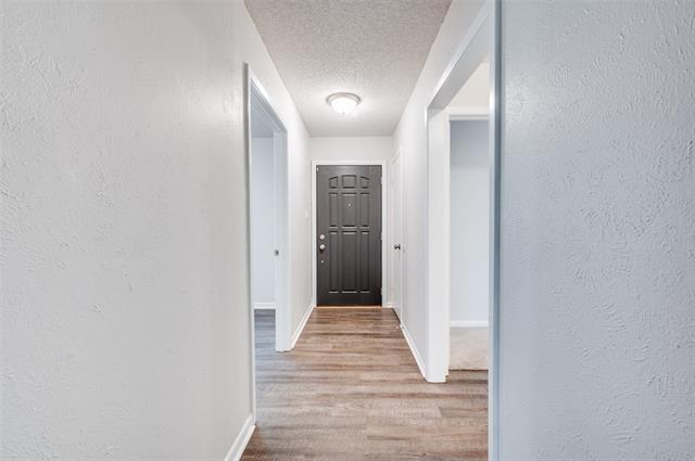 Building Photo - 1902 Green Meadow Ct