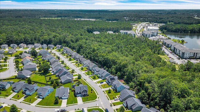 Building Photo - 5 bedroom house in the Somersby neighborhood in Pooler