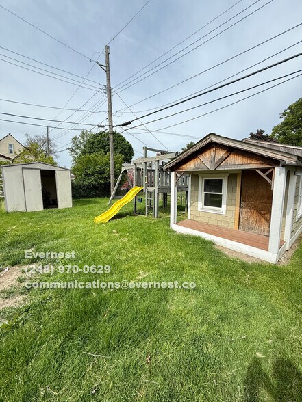 Building Photo - 1073 Champaign Rd