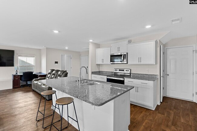 Building Photo - 2097 Elmridge Rd