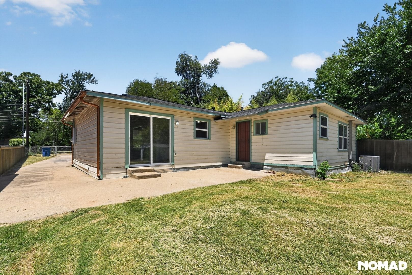 Building Photo - 4022 Baker Ave