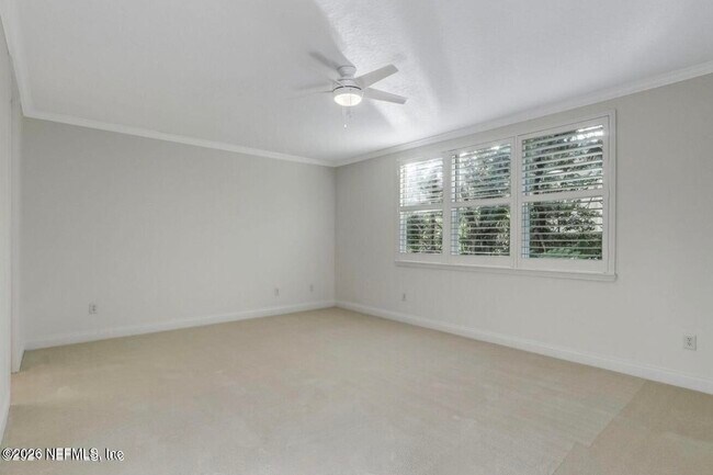 Building Photo - 156 Hidden Palms Ln