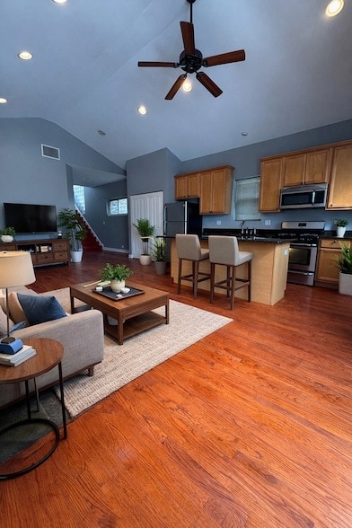 Building Photo - 1344 S Washtenaw Ave.