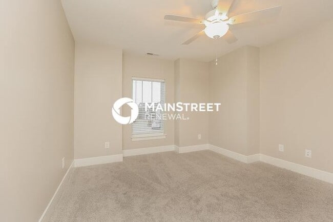 Building Photo - 3 Bedroom Pet-Friendly Home in Gallatin, TN with Main Street Renewal