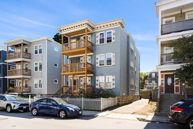Building Photo - 63 Whitten St