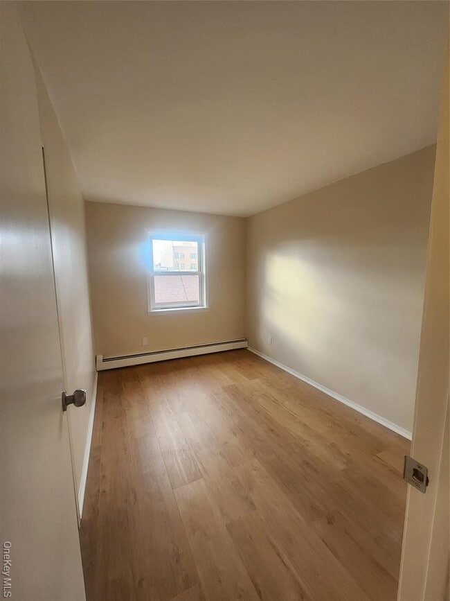 Building Photo - 101-27 92nd St