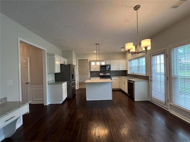 Building Photo - 230 Ascalon Ct