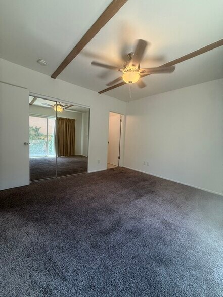 Building Photo - 39905 Estates Rd