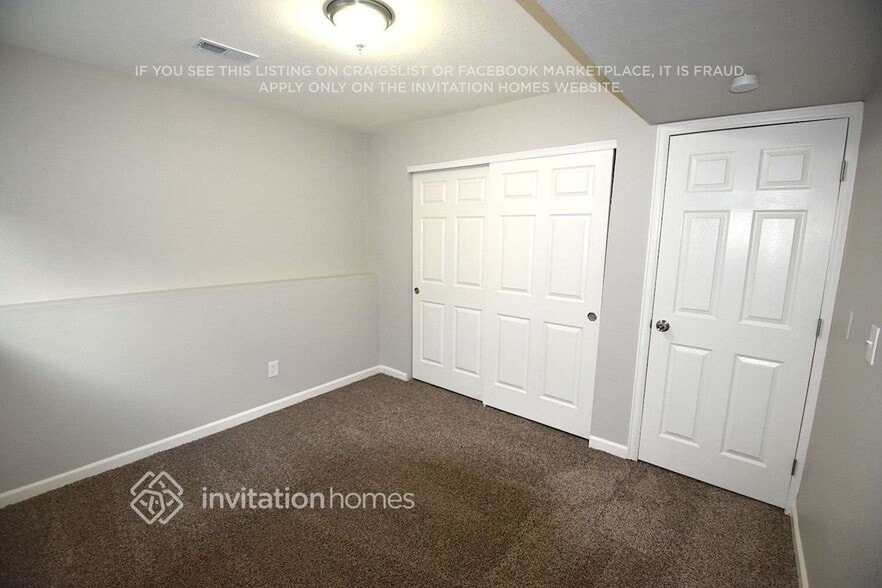 Building Photo - 4101 S Lewiston Cir