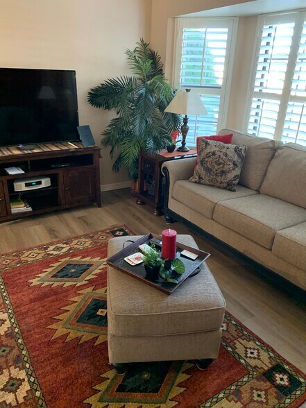 Building Photo - 17810 N Desert Glen Dr