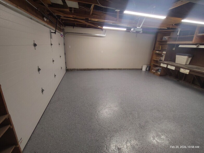 Building Photo - 28237 Hot Springs Ave