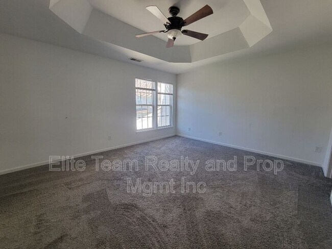 Building Photo - 177 Autumn Falls Dr