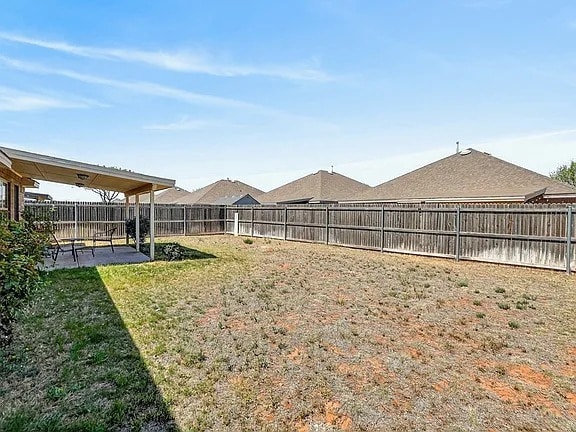 Building Photo - Comfy 4-Bed Midland Home with all appliances, backyard, attached garage, 6 min to grocery store