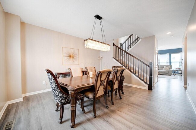 Building Photo - 7181 Fenwick St NW