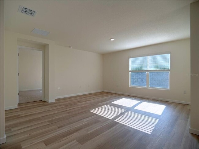 Building Photo - 7223 SE 112th Ln