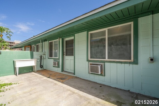 Building Photo - $2800 / 2 Bed / 1 Bath / 1 Parking IN WAIALUA