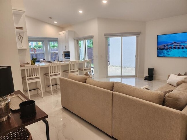 Building Photo - 1303 Seagrape Cir