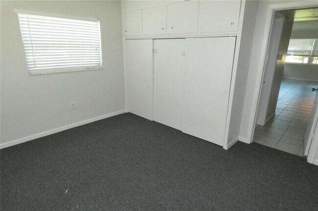 Building Photo - 5821 8th Ave N