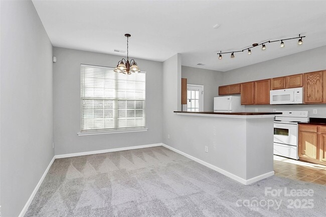 Building Photo - 2138 Winthrop Chase Dr