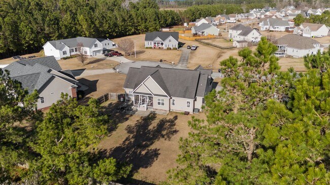 Building Photo - 149 Hilda Dr