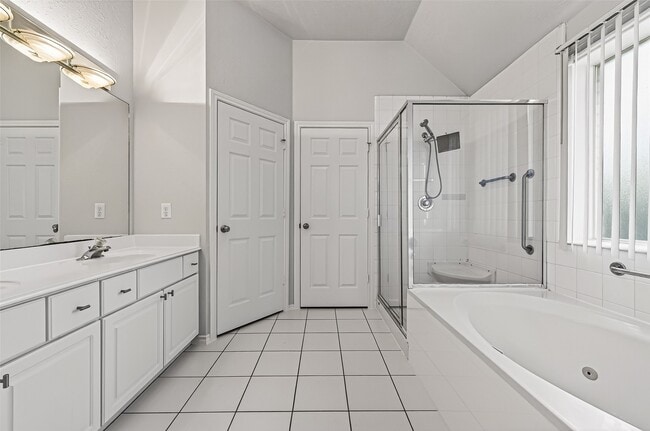 Building Photo - 3314 Zubin Ln