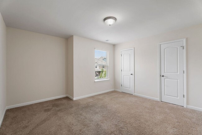 Building Photo - 317 Sportsman Dr