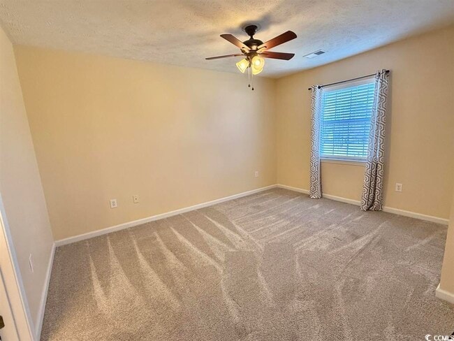 Building Photo - 635 Waterway Village Blvd