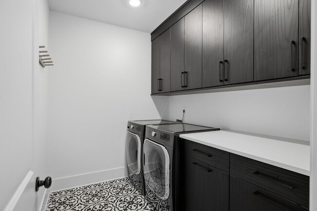 Building Photo - 7628 Delancey Dr